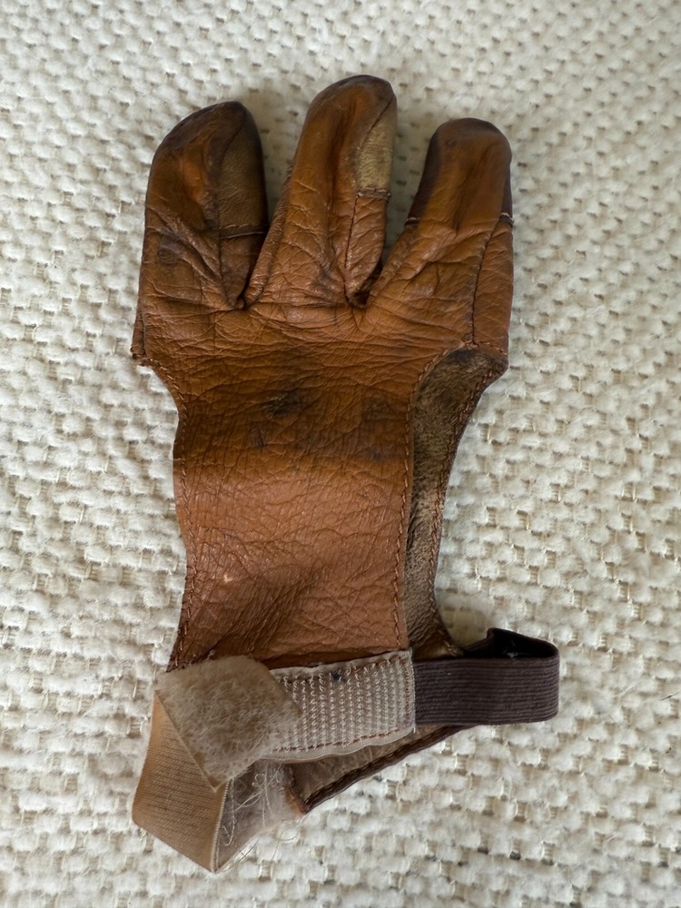 Vintage Archery Glove Finger Tabs