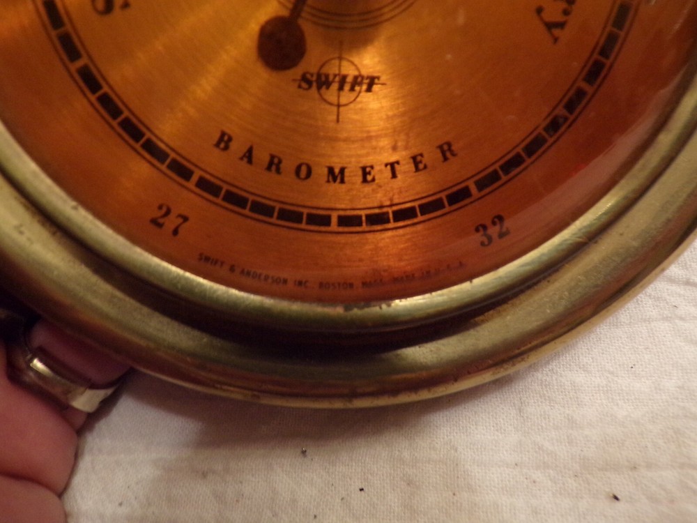 VTG Swift & Anderson Barometer