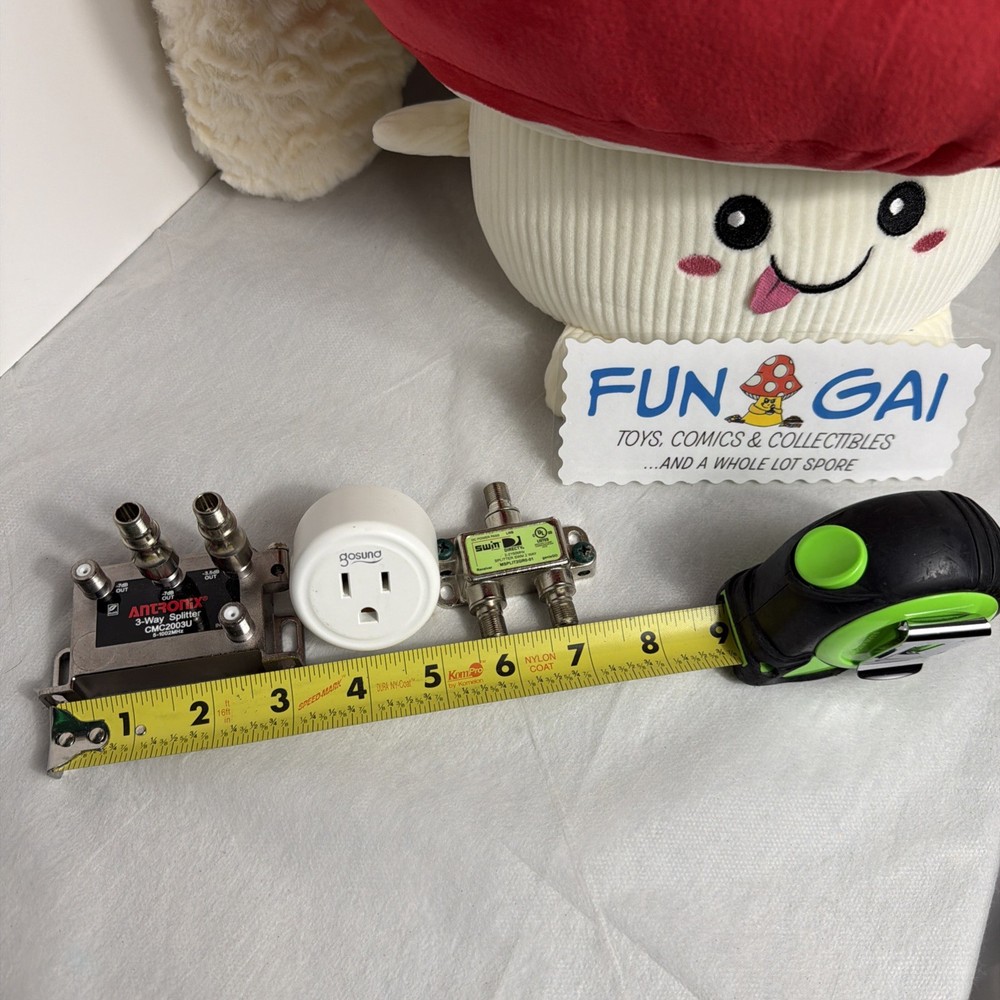 LOT OF 2 Splitters & 1 Wi-Fi Smart Plug