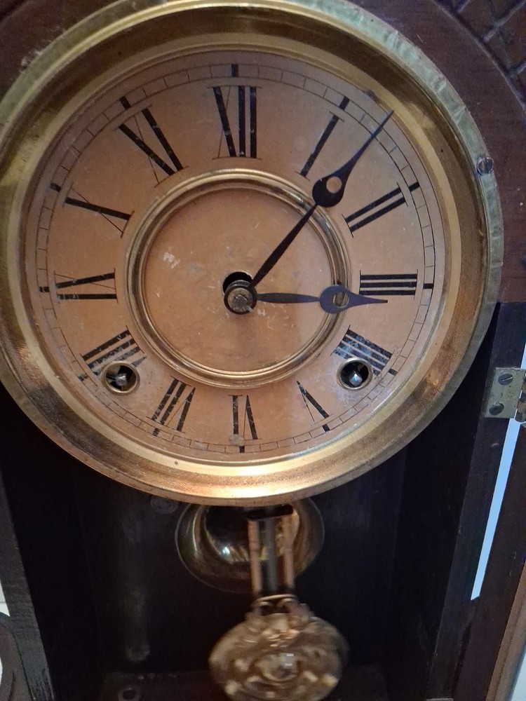 Antique E Ingraham Parlor Gingerbread Mantle Clock Working. Beautiful