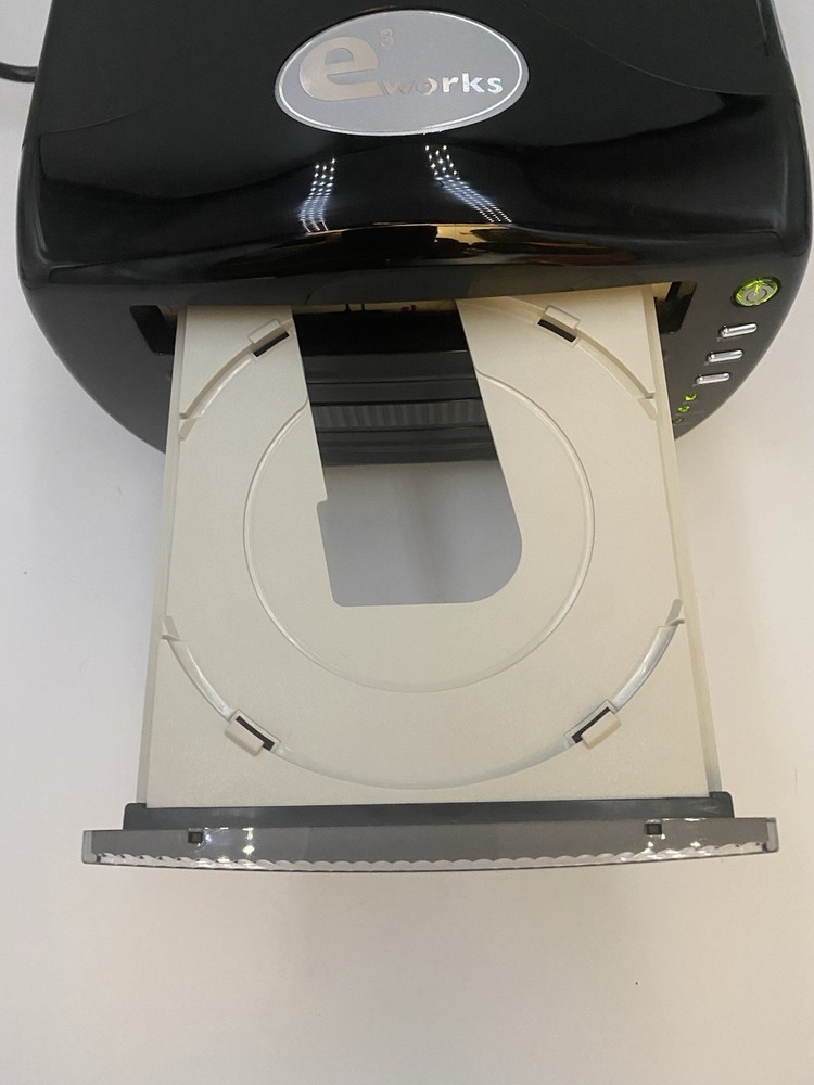 e3 Works 1 - 1 CD Copier DISC CLONE II Model No. DCU-4002 TESTED/ WORKING.