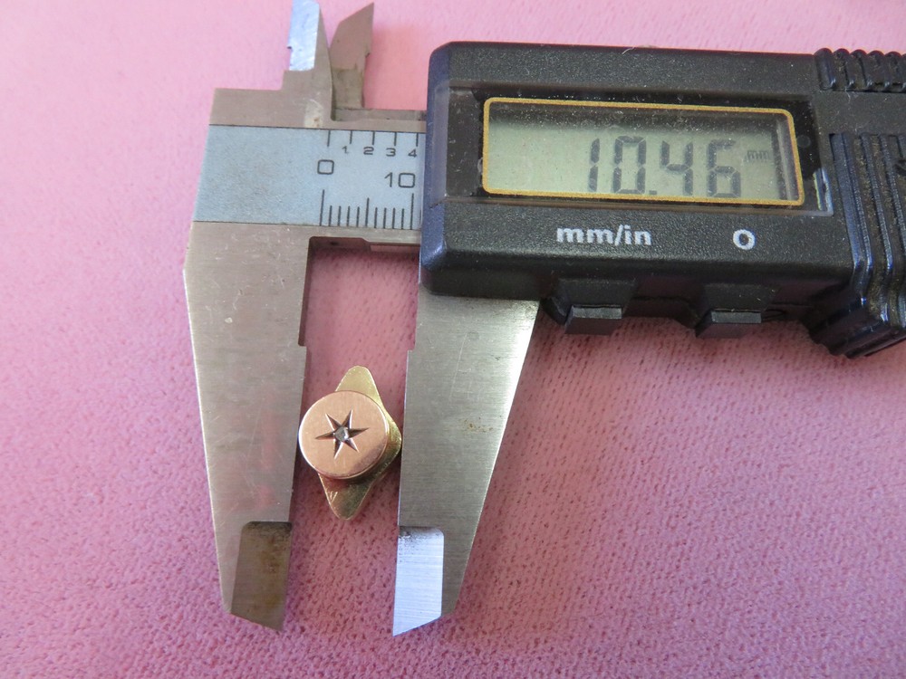 14K Solid Y. Gold Diamond Chip Slide Charm for Bracelet 2.15 Grams