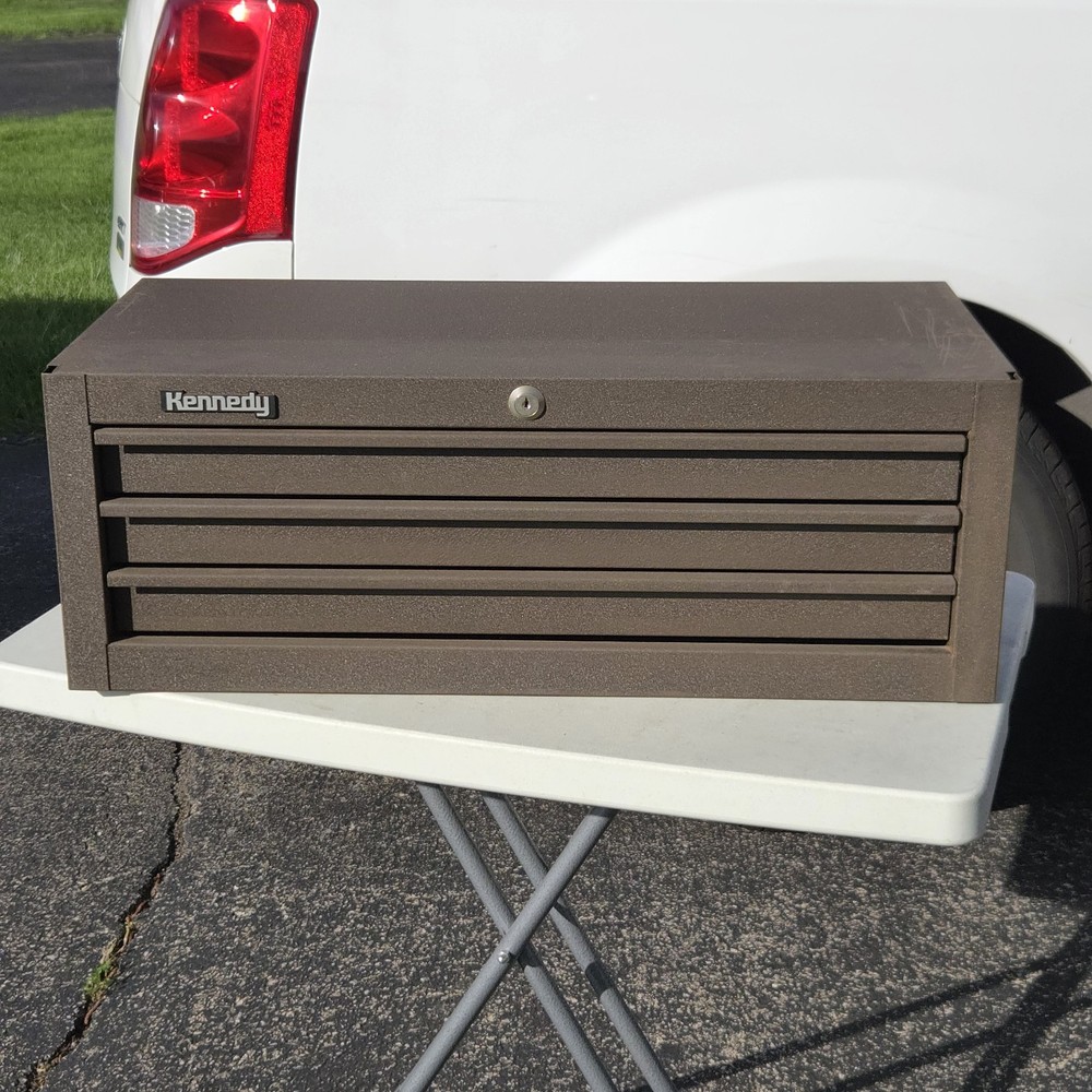 KENNEDY MACHINIST TOOL BOX 3 DRAWER LOWER RISER. 5302