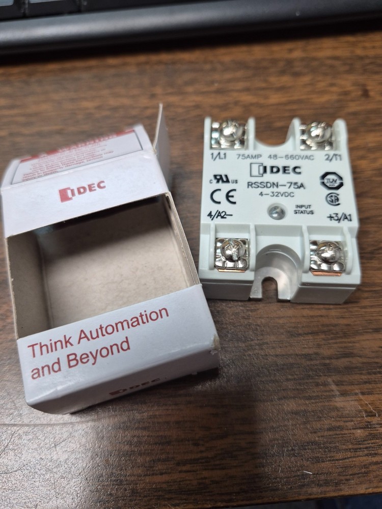 IDEC RSSDN-75A Solid State Relay