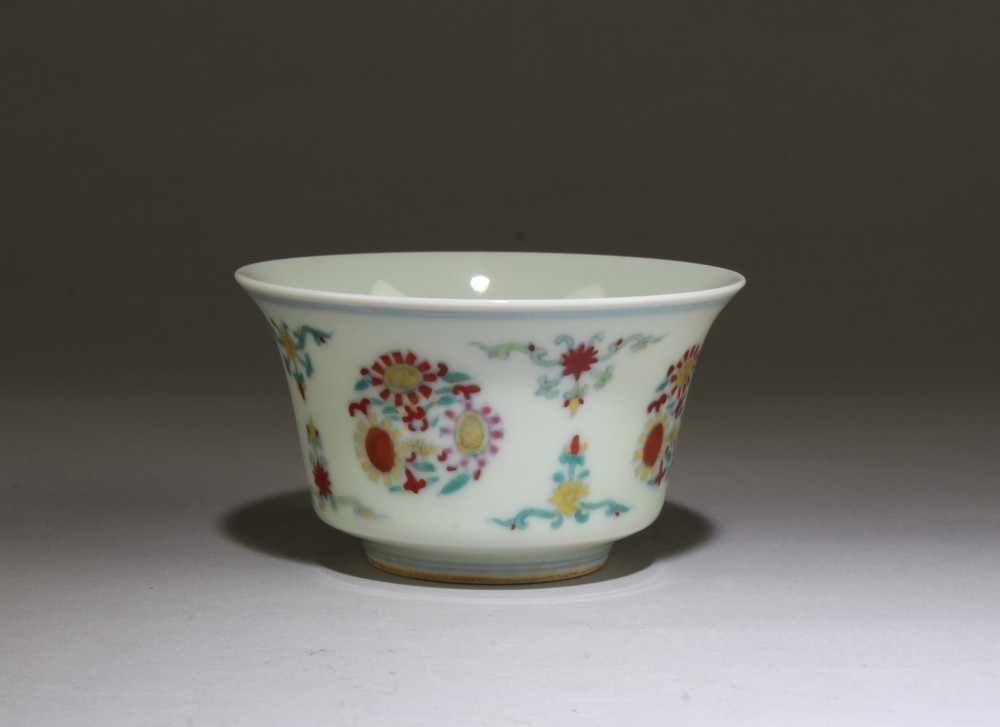 A Porcelain Cup. 'ChengHua' mark