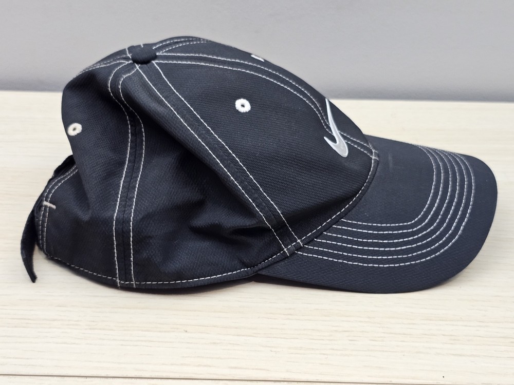 Nike Golf Highland CC Adjustable Strapback Hat Black Dri Fit Cap