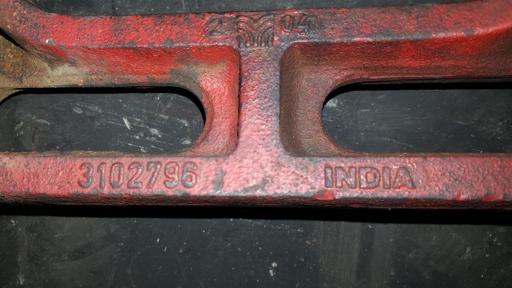 CUMMINS ISX DIESEL FRONT ENGINE MOUNT 3102796 MOTOR MOUNT