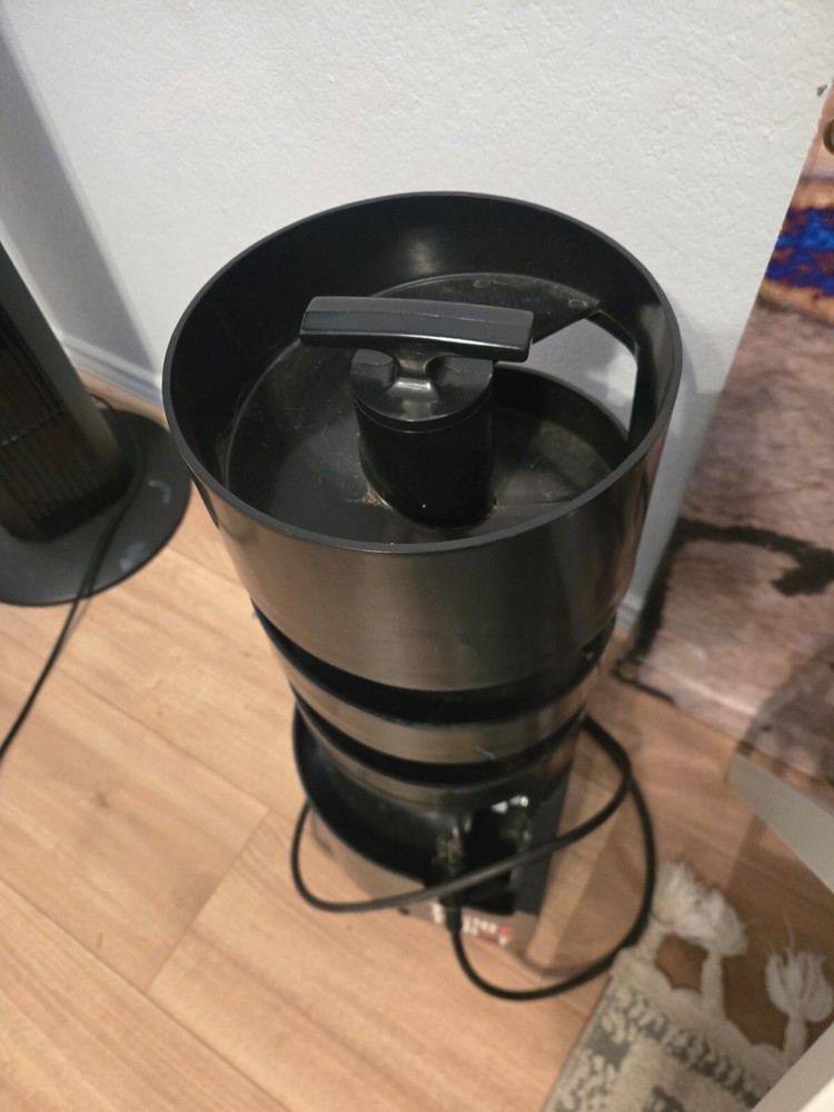 Tennis Twist Ball Machine