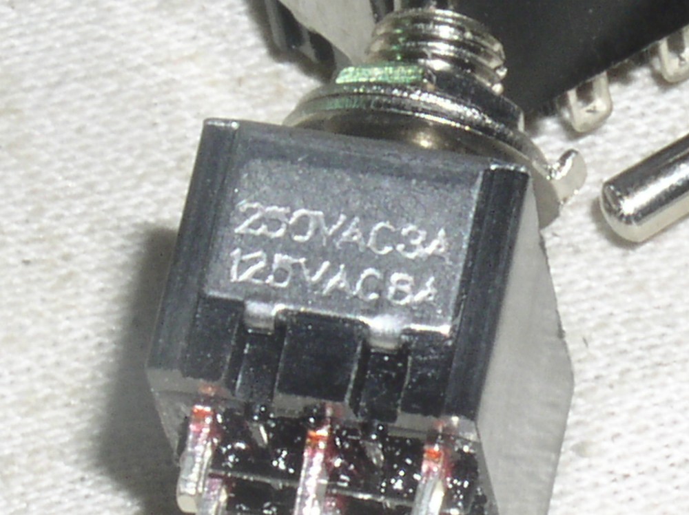 3 MINI PROJECT TRAIN SET TOGGLE SWITCH 4PDT 4P2T MULTI 4 POLE ON-ON 6A 6 A USA