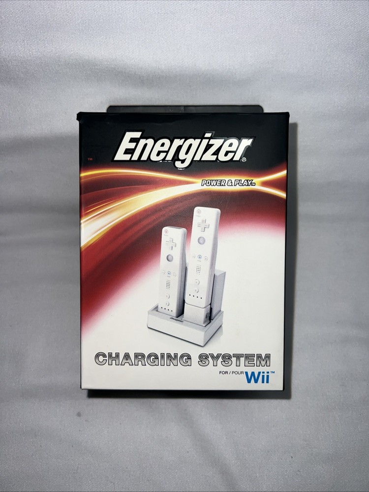 Energizer Power&Play Charging System Charging Dock- Wii with 2 battery packs