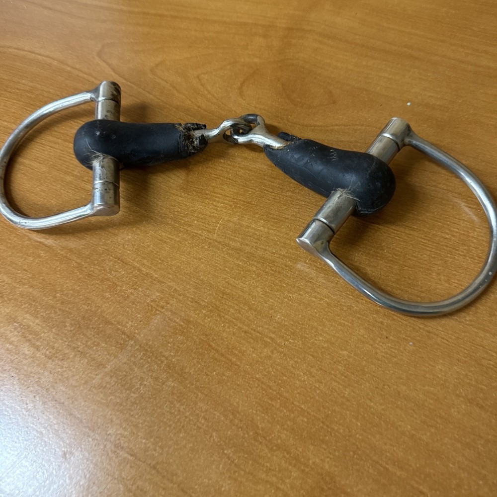 D Ring Single Joint Snaffle Rubber Mouth 5.5”