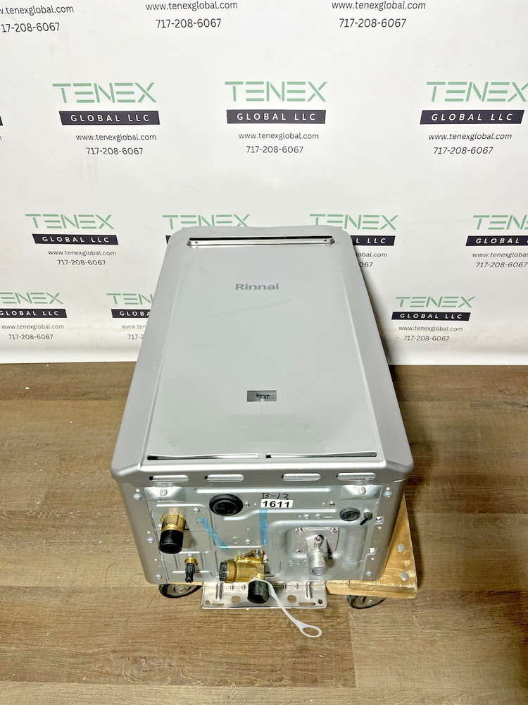 Rinnai REP199eN Outdoor Tankless Water Heater 199k BTU Natural Gas (B-13 #1611)