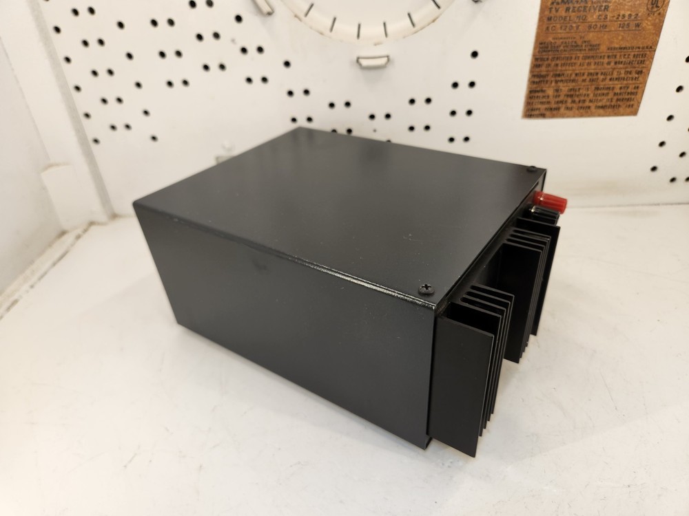 ASTRON Model RS-4A Power Supply 13.8 VDC / 4A ~ Untested