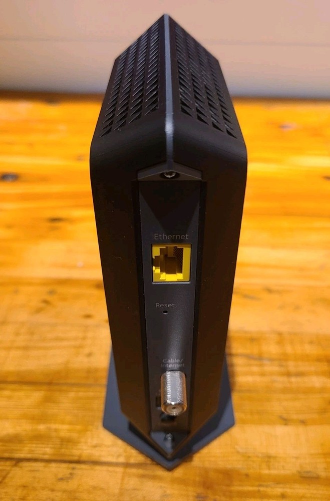 NETGEAR CM700-100NAS Cable Modem