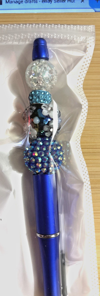2 HAND MADE BEAD PENS & BEAD KEY CHAIN - & INK REFILL- blue