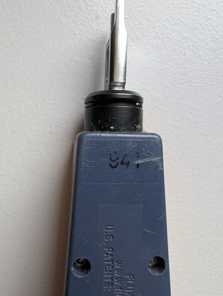 Fluke Networks D814 Punch Down Tool for Network and Telecom Cabling Installation