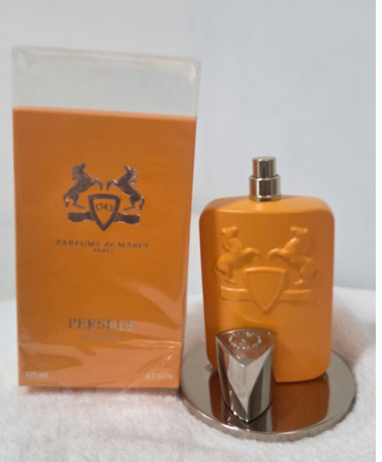 Perseus Eau de Parfum Spray 4.2 oz Men Cologne