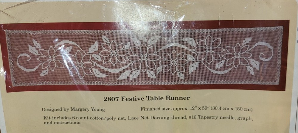 The Creative Circle Poinsettia Christmas Festive Table Runner Kit #2807