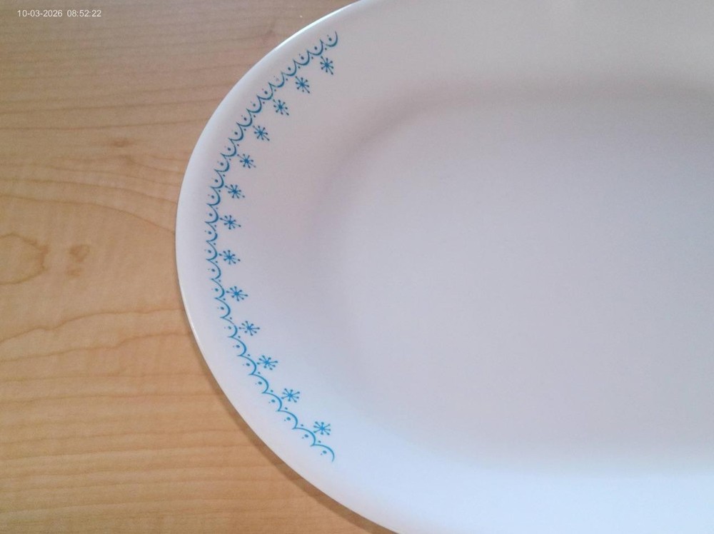 1 Corelle Corning Ware Blue Snowflake Oval Serving Platter 10" X 12"