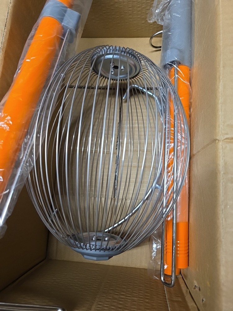 Nut Gatherer, Walnut Picker Upper Roller, Pinecone Picker Upper Golf Ball