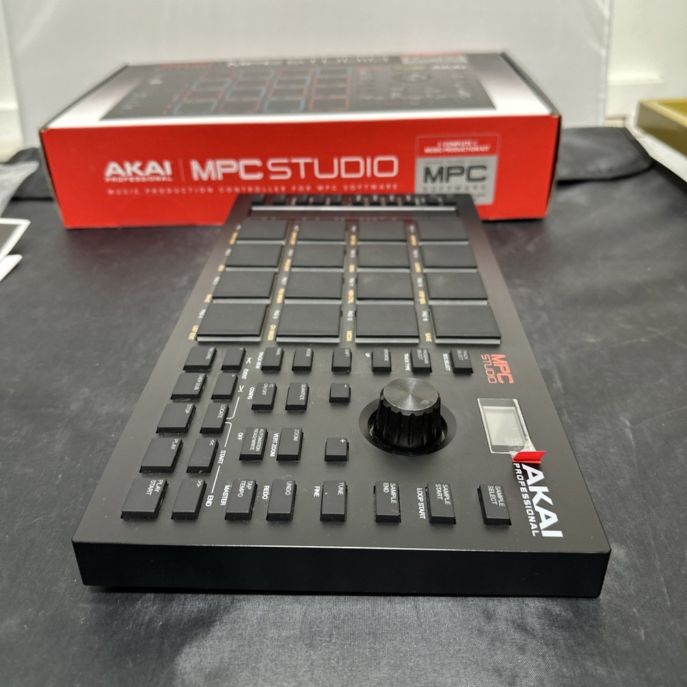 Akai Professional MPC Studio Music Production Controller and MPC Software
