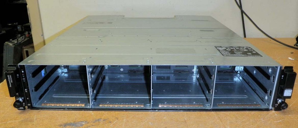 Dell Powervault MD3200-Dual RAID Controller SAS 12 Bay 3.5" Disk Array-Rails