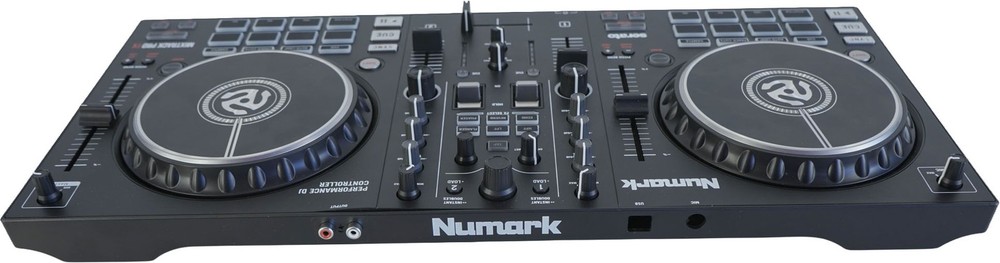 Numark Mixtrack Pro FX 2-Channel DJ Controller ISSUE