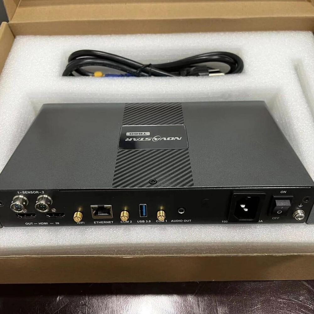 2.3 million pixels loading Novastar Multimedia Player TB60 LED Screen Controller