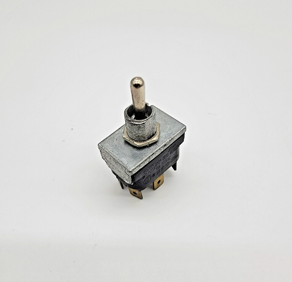 0121-0010 3-Position Toggle Switch