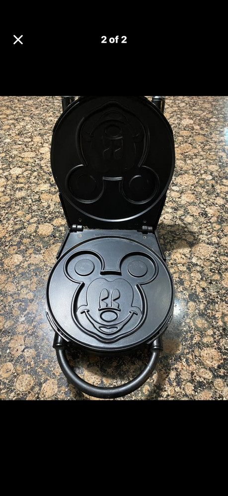 Mickey Mouse Waffle Maker. Disney.