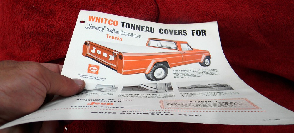 JEEP Special Equip WHITCO "TONNEAU" COVERS for "JEEP" GLADIATOR GLOSSY INSERT