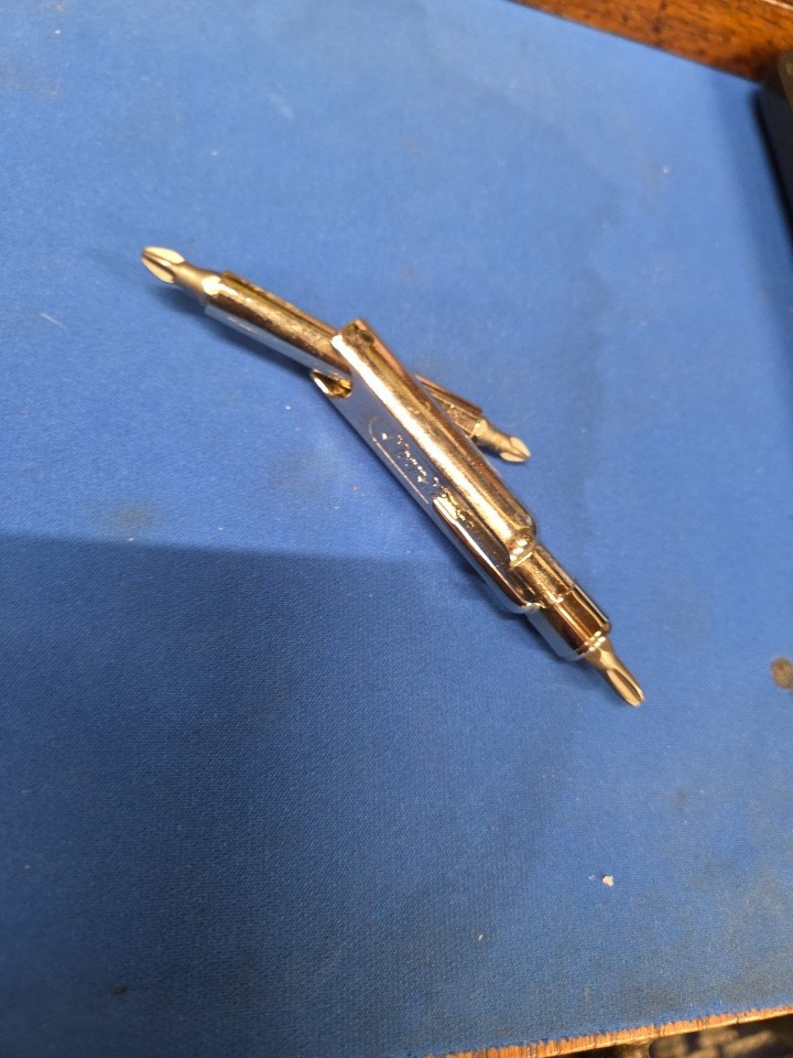 MoorMans Pocket Clip T-Driver Screwdriver Multi-Bit Phillips