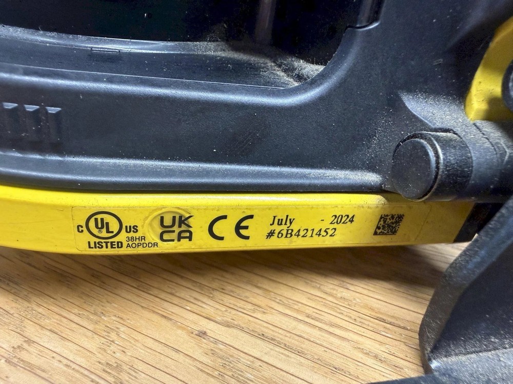 2024 KEYENCE MODEL SZV04X SAFETY LASER SCANNER, MULTI-FUNCTION TYPE, WITH CAMERA