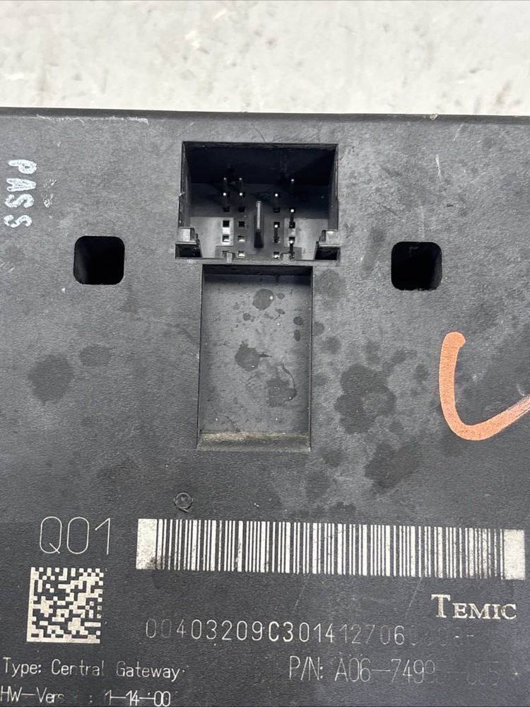 FREIGHTLINER Chassis Electronic Control Module A06-74995-005