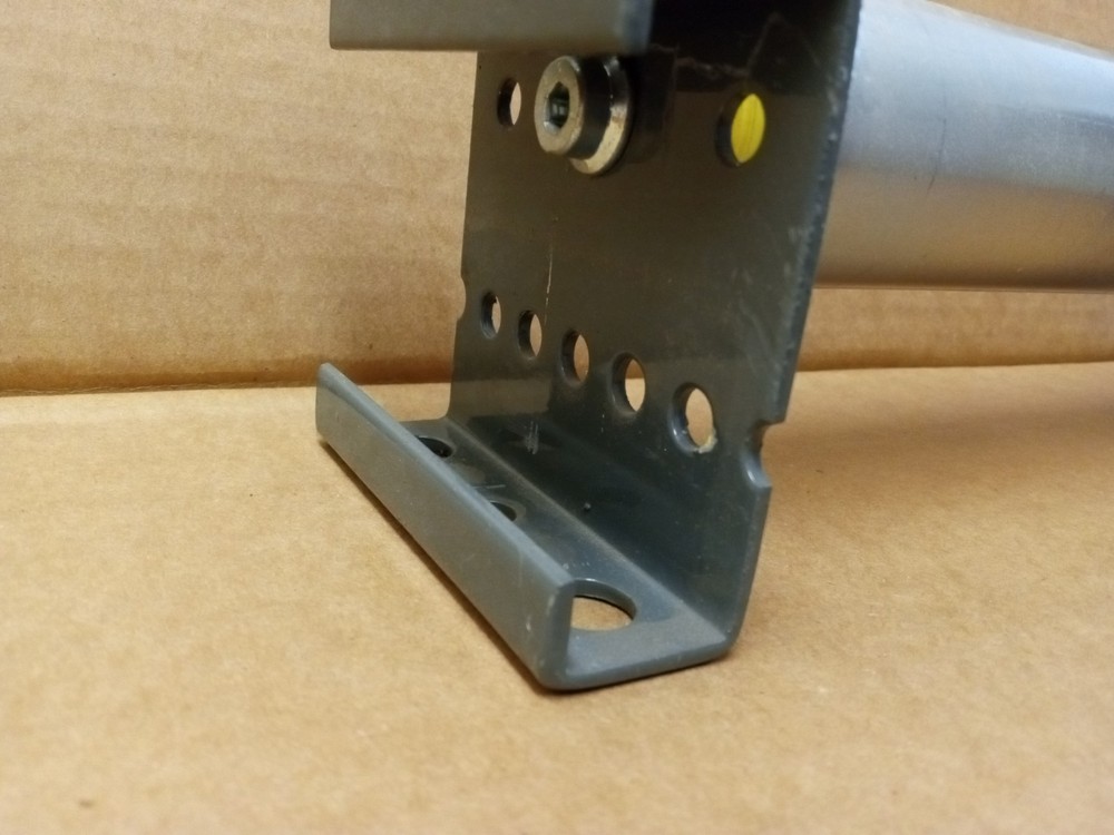 18" x 4" Long Knapp Gravity Feed Conveyor (Roller Table) Roller Assembly