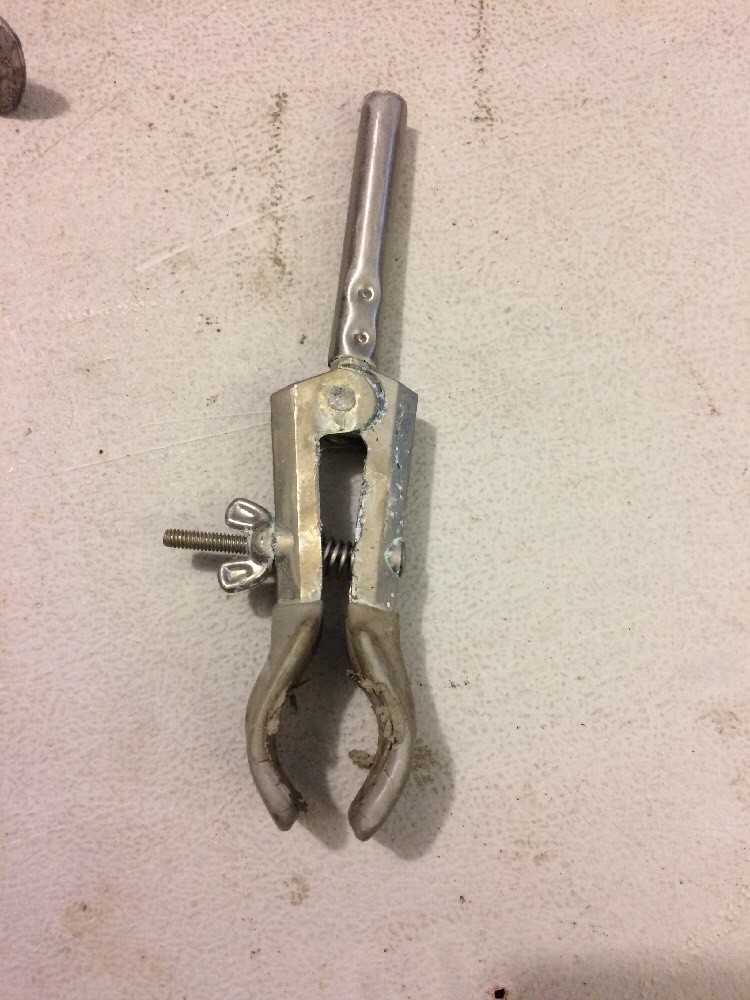 5 ASSORTED SCIENTIFIC LABORATORY CLAMPS STEAMPUNK