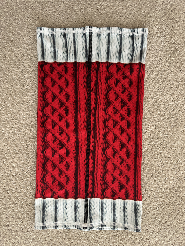 INKNBURN Holiday Sweater EUC Neck Gaiter