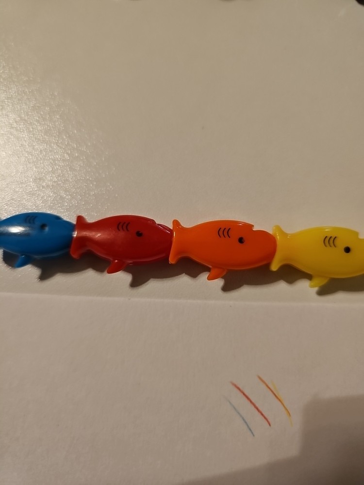Unbranded Fish Shaped Markers, 4 Colors