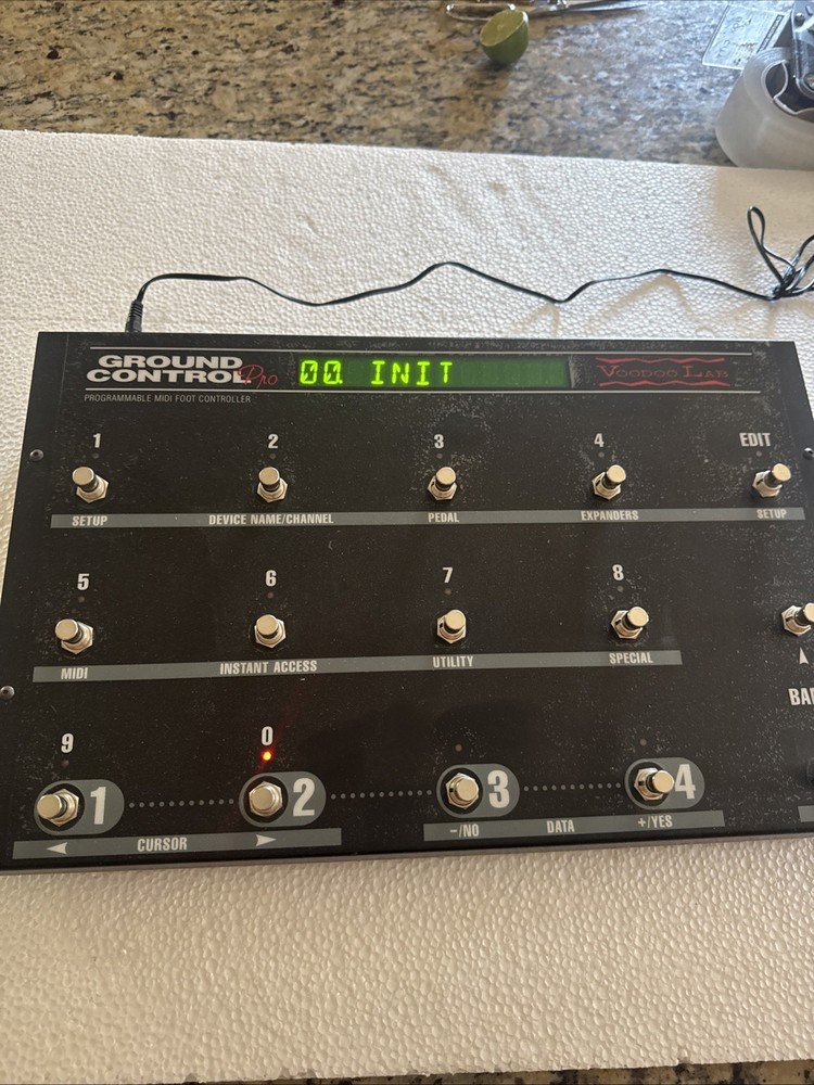 Voodoo Lab Ground Control Pro Guitar Rig MIDI Switching System
