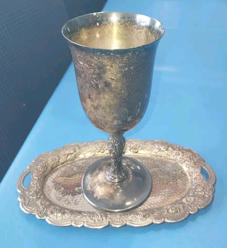 Wine Goblet, Unmatched Tray