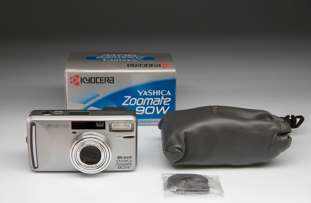 YASHICA BRAVA ZOOMATE 90W