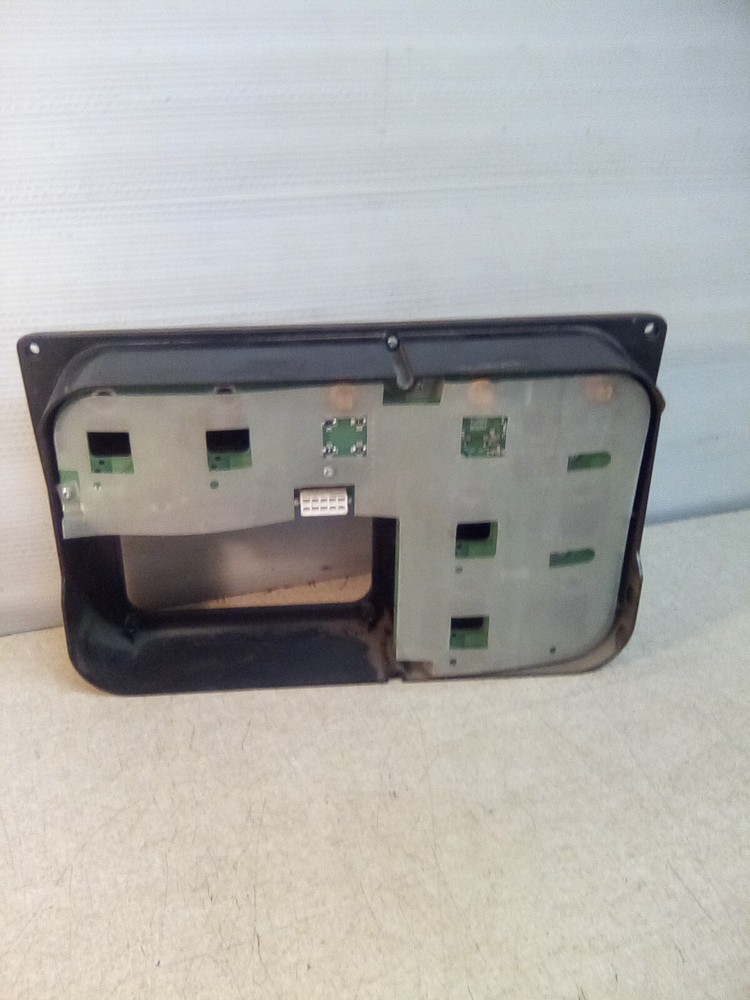 Kenworth T2000 Center Gauge Panel 05421AA