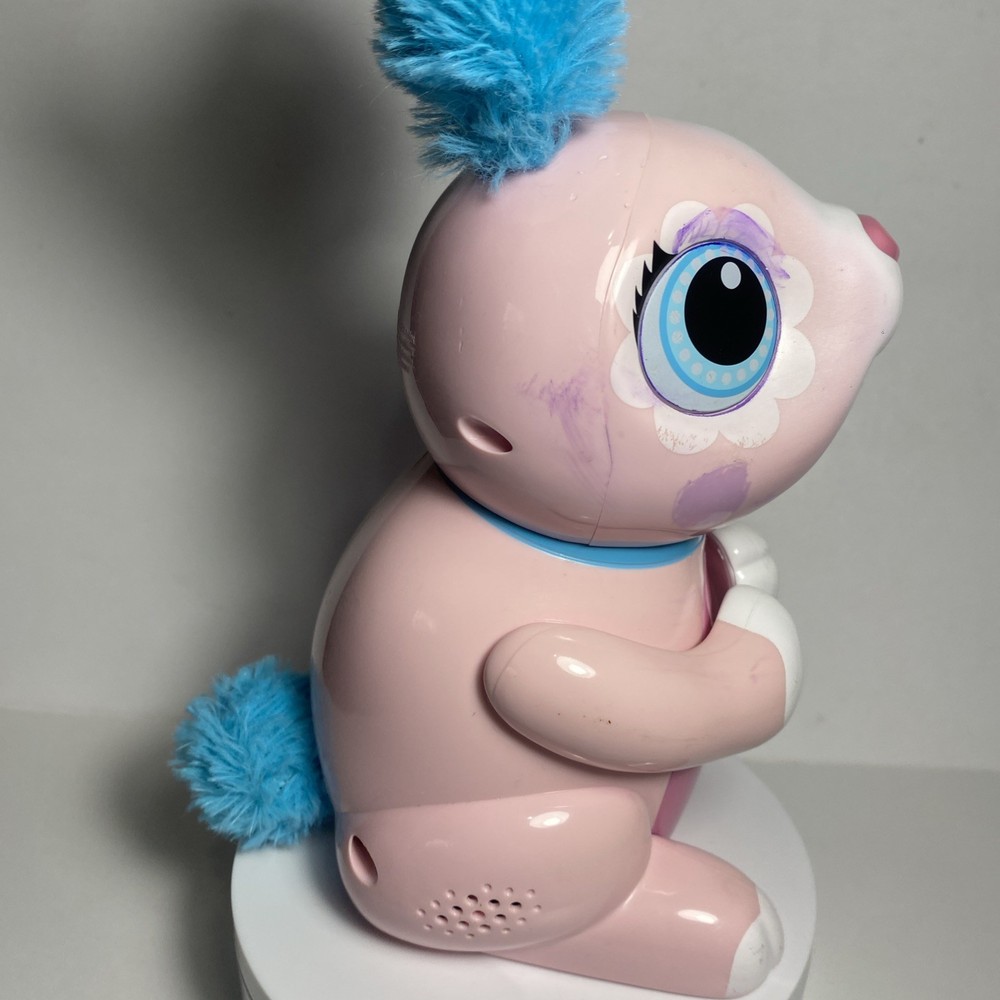 Spin Master Zoomer Hungry Bunny, Interactive Rabbit Toy