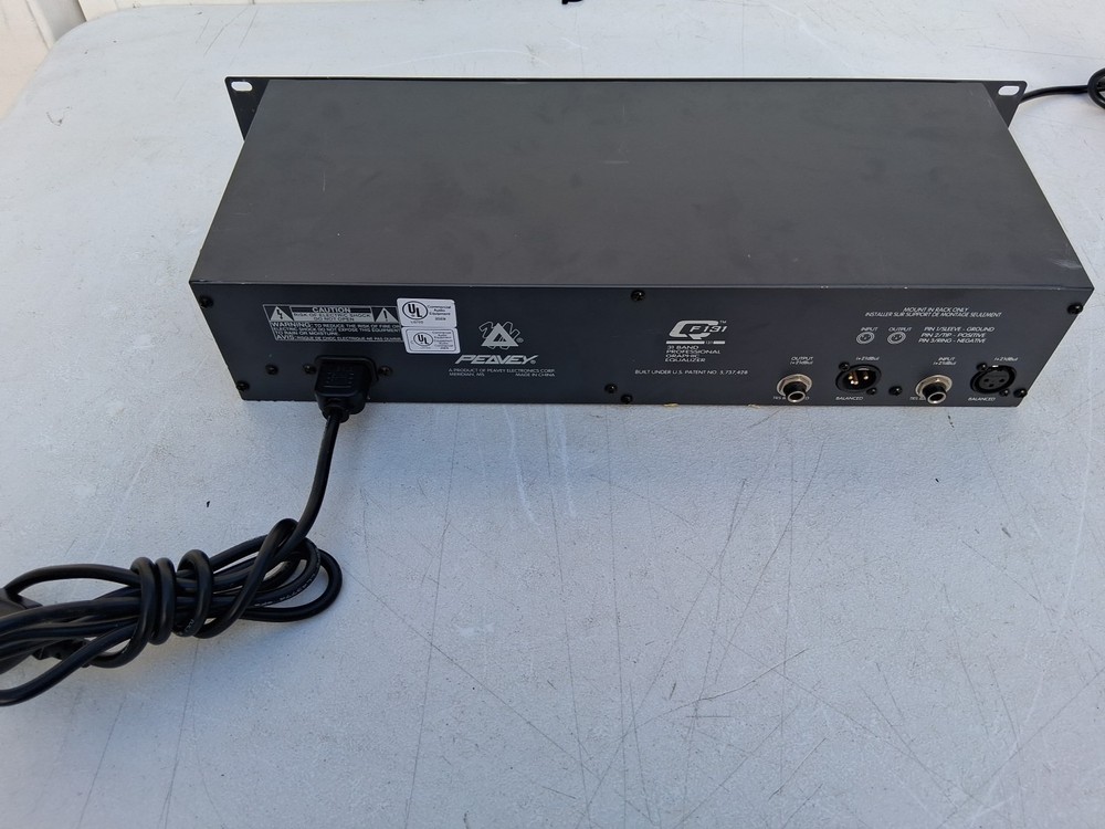 Peavey QF 131 31 Band Graphic Equalizer - Working