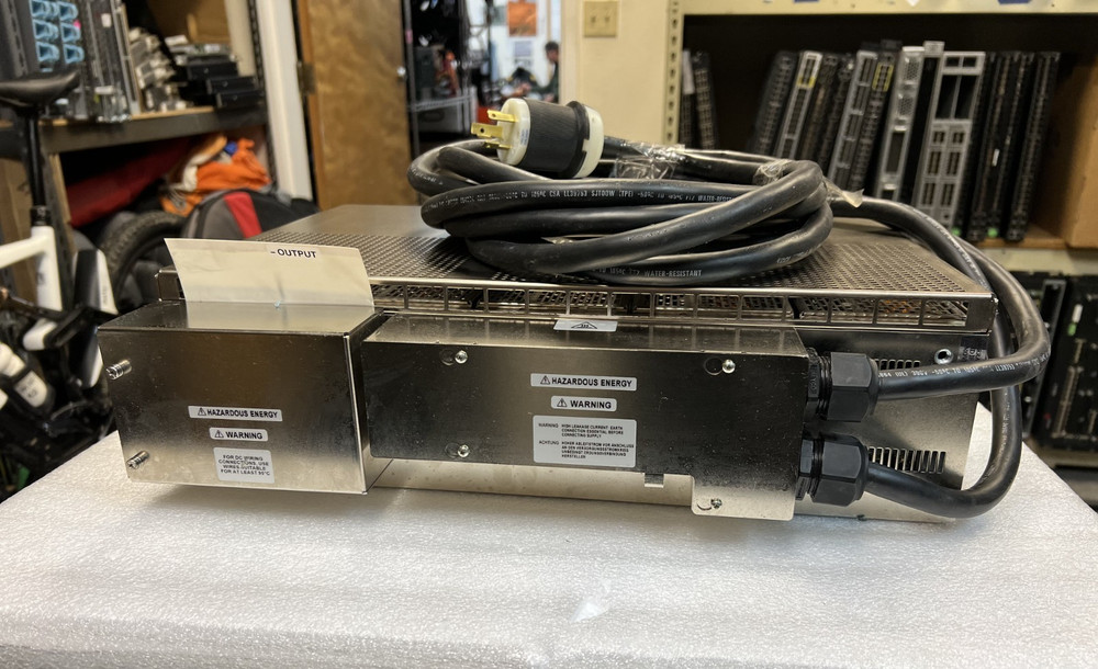 ELTEK VALERE DC Power Supply Rectifier Shelf = 4 X V2000A-VC MODULES = CM1D-ANN