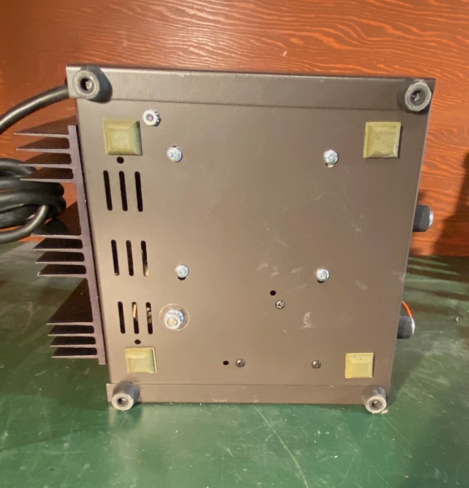 Astron VS-20M Power Supply