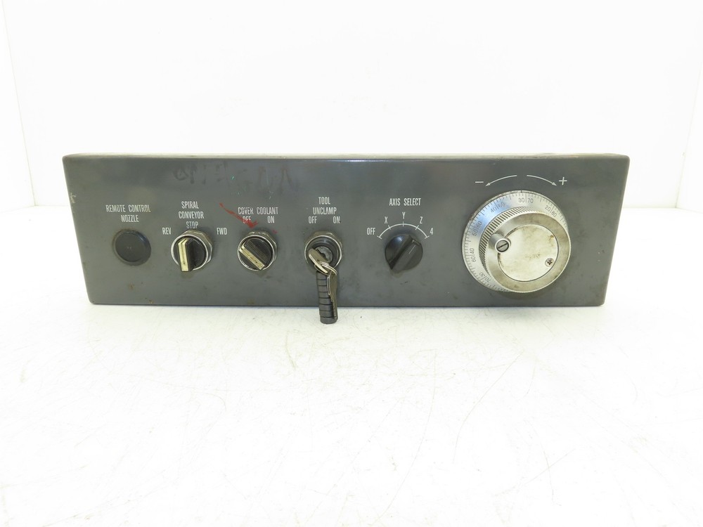 Mitsubishi BN820B358 CNC Spindle Control Panel