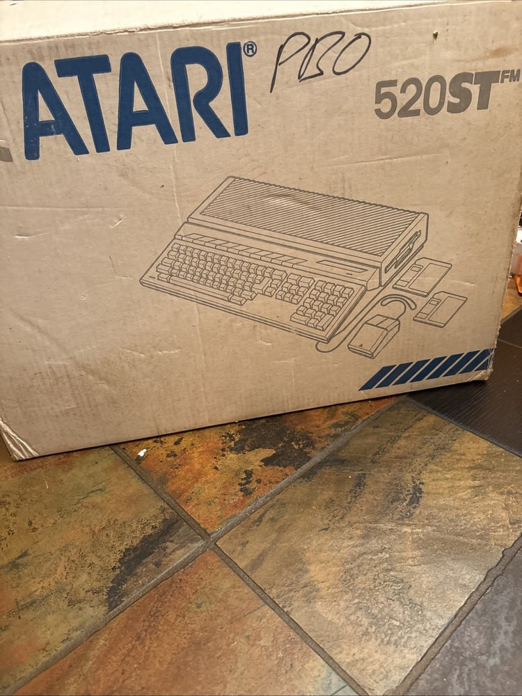 Atari 520ST Personal Computer, Original packaging, Lightly Used