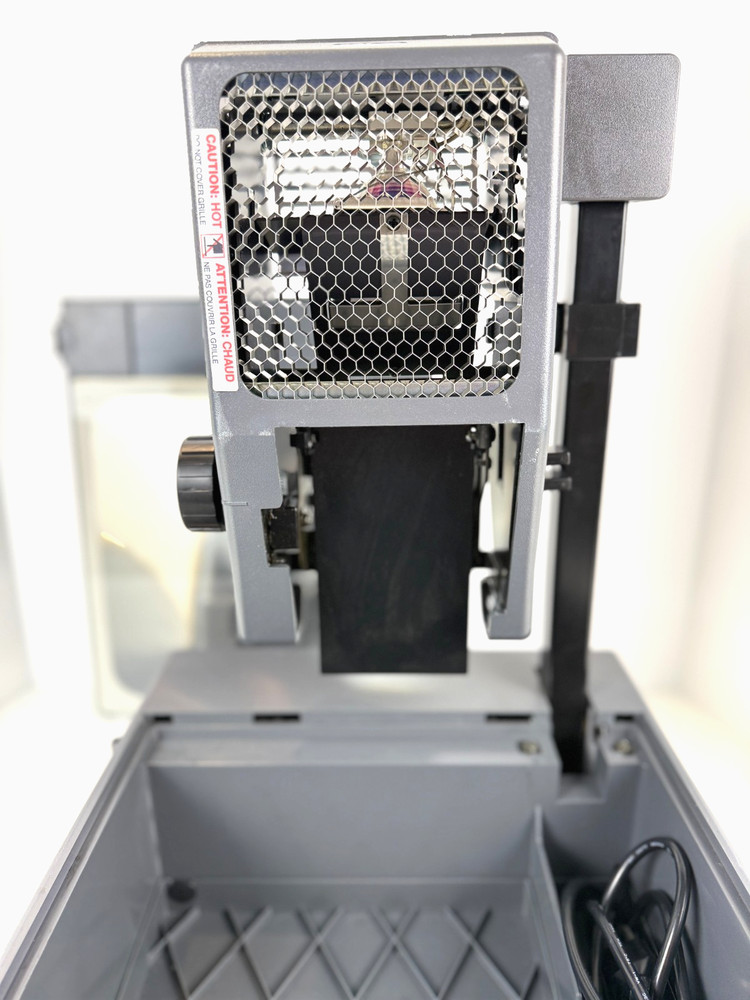 3M 2000 AG Overhead Projector Briefcase Portable Transparency Projector (tested)