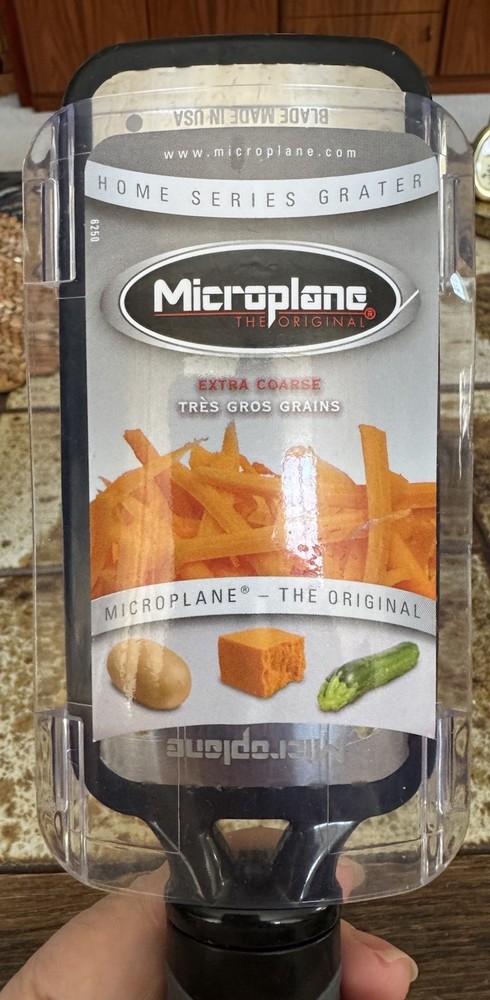 MICROPLANE THE ORIGINAL EXTRA COARSE Grater